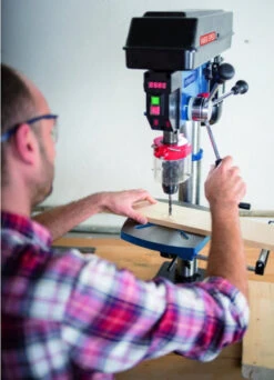 Scheppach Tafelboormachine DP18Vario 9 Scheppach Tafelboormachine DP18Vario -Goedkope Toolchemy Winkel 867x1200.jpg 1200x600 45699ebc88