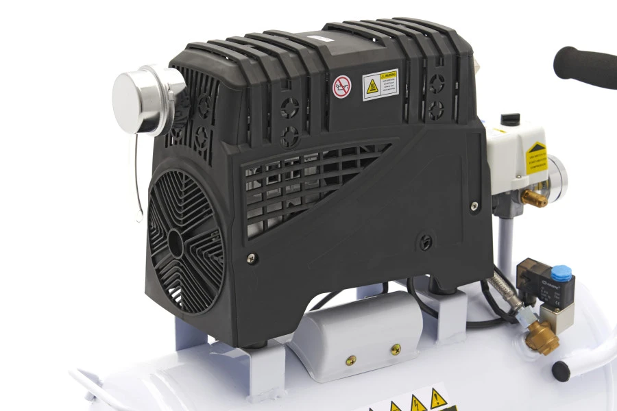 HBM 30 Liter Professionele Low Noise Compressor - Model 2 7 HBM 30 Liter Professionele Low Noise Compressor - Model 2 - Afbeelding 7