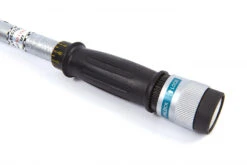 AOK 3/8" Profi Momentsleutel 20-110 Nm -Goedkope Toolchemy Winkel hbm 059 55.jpg 1200x600 40b36ebc88