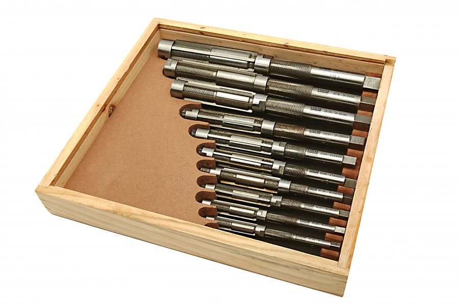 HBM 11 Delige Verstelbare Ruimerset 12 Mm T/m 35 Mm 2 HBM 11 Delige Verstelbare Ruimerset 12 Mm T/m 35 Mm - Afbeelding 2