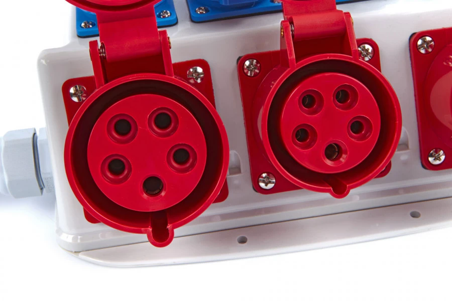 HBM 3 X 400 Volt En 4 X 230 Volt Verdeelblok - Penaarde 6 HBM 3 X 400 Volt En 4 X 230 Volt Verdeelblok - Penaarde - Afbeelding 6