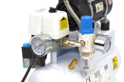 HBM Low Noise Airbrush Compressor 4 Liter, Model 2 17 HBM Low Noise Airbrush Compressor 4 Liter, Model 2 -Goedkope Toolchemy Winkel hbm 156 100.jpg 1200x600 a5190ebc88