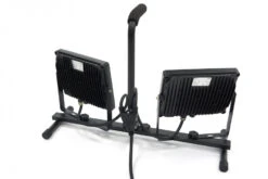 HBM Dubbele LED Bouwlamp 2 X 50 Watt - 2 X 4000 Lumen Met Statief 15 HBM Dubbele LED Bouwlamp 2 X 50 Watt - 2 X 4000 Lumen Met Statief -Goedkope Toolchemy Winkel hbm 3053 6.jpg 1200x600 12f86ebc88