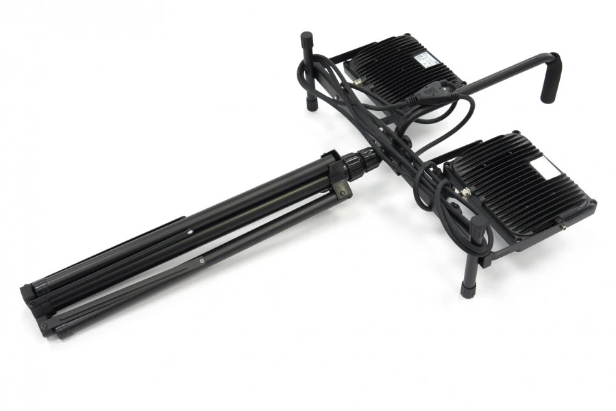 HBM Dubbele LED Bouwlamp 2 X 50 Watt - 2 X 4000 Lumen Met Statief 7 HBM Dubbele LED Bouwlamp 2 X 50 Watt - 2 X 4000 Lumen Met Statief - Afbeelding 7