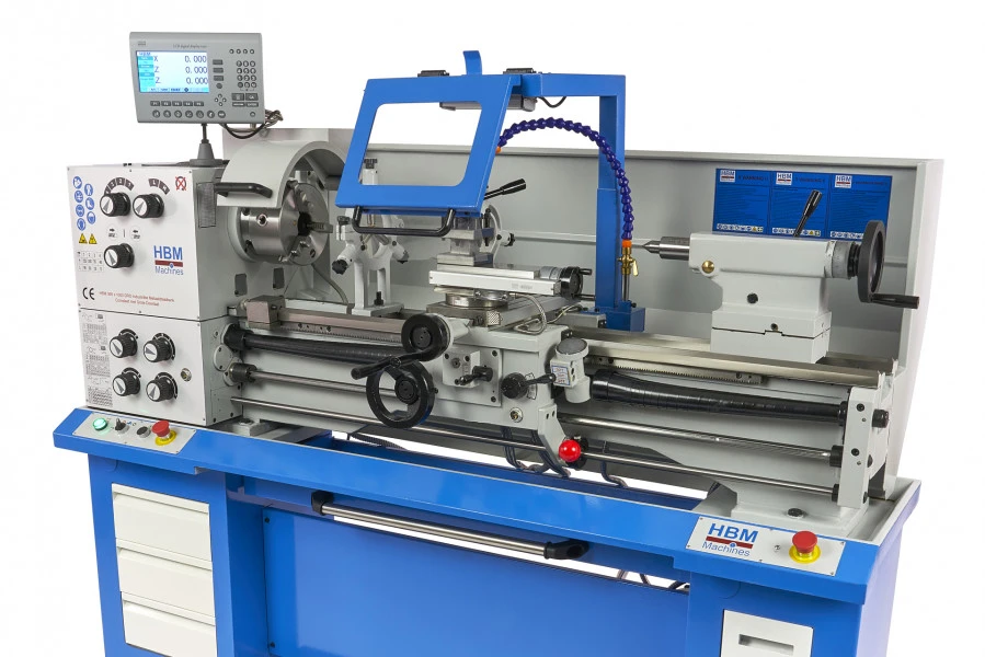 HBM 360 X 1000 Industriële Metaaldraaibank Compleet Met Grote Doorlaat Met 3 Assig LCD Digitaal Uitleessysteem - 400 Volt 3 HBM 360 X 1000 Industriële Metaaldraaibank Compleet Met Grote Doorlaat Met 3 Assig LCD Digitaal Uitleessysteem - 400 Volt - Afbeelding 3