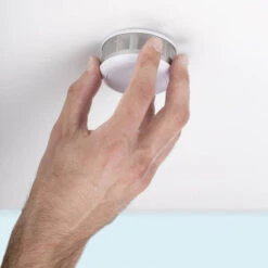 Smartware SW ROOKMELDER MINI OPT LITH 3V 10J RM620 -Goedkope Toolchemy Winkel smartwares rm620 fsm 16020 rookmelder incl batterij 10 jaar mini werkt op batterijen207 1.jpg 1200x600 2e0e9ebc88